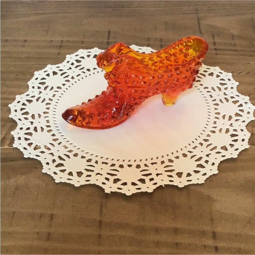 Fenton hobnail cat head, Victorian style shoe
